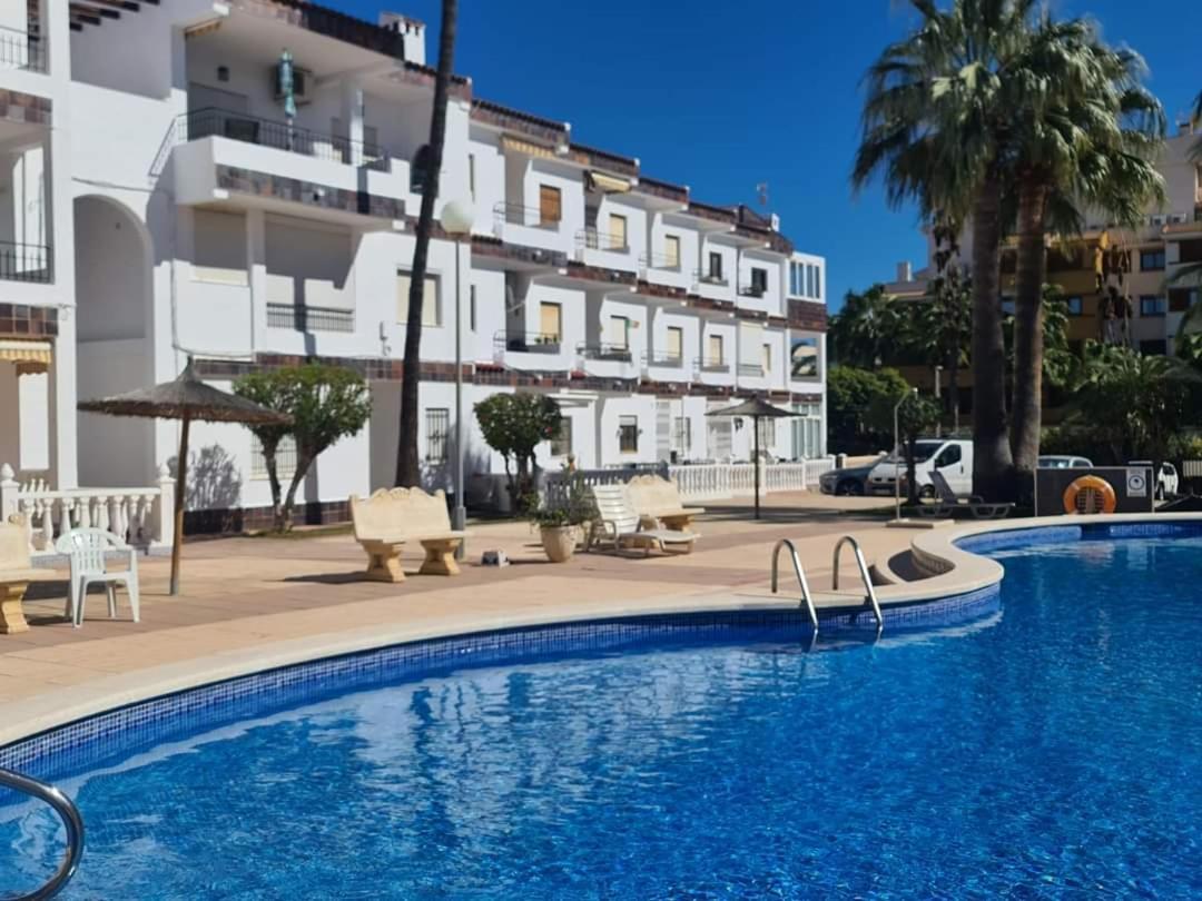 Punta Prima Pleasure With Private Parking In A Gated Community Close To The Beach Torrevieja Kültér fotó